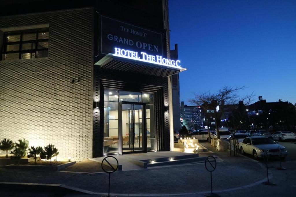 The Hongc Hotel Gangneung Esterno foto